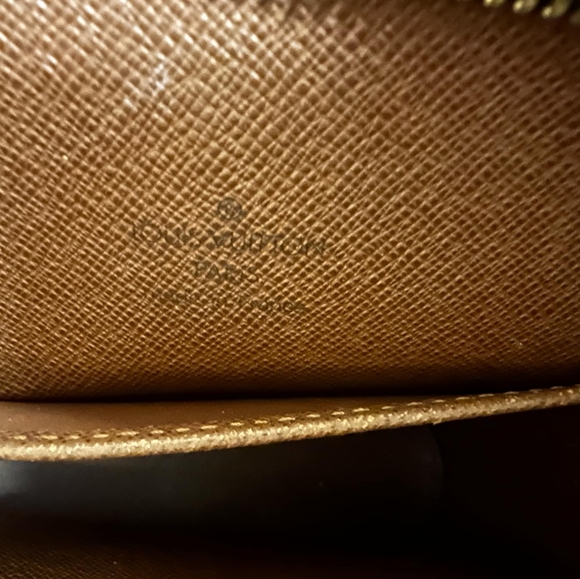 Louis Vuitton Drouot Bag - Picture 5 of 5